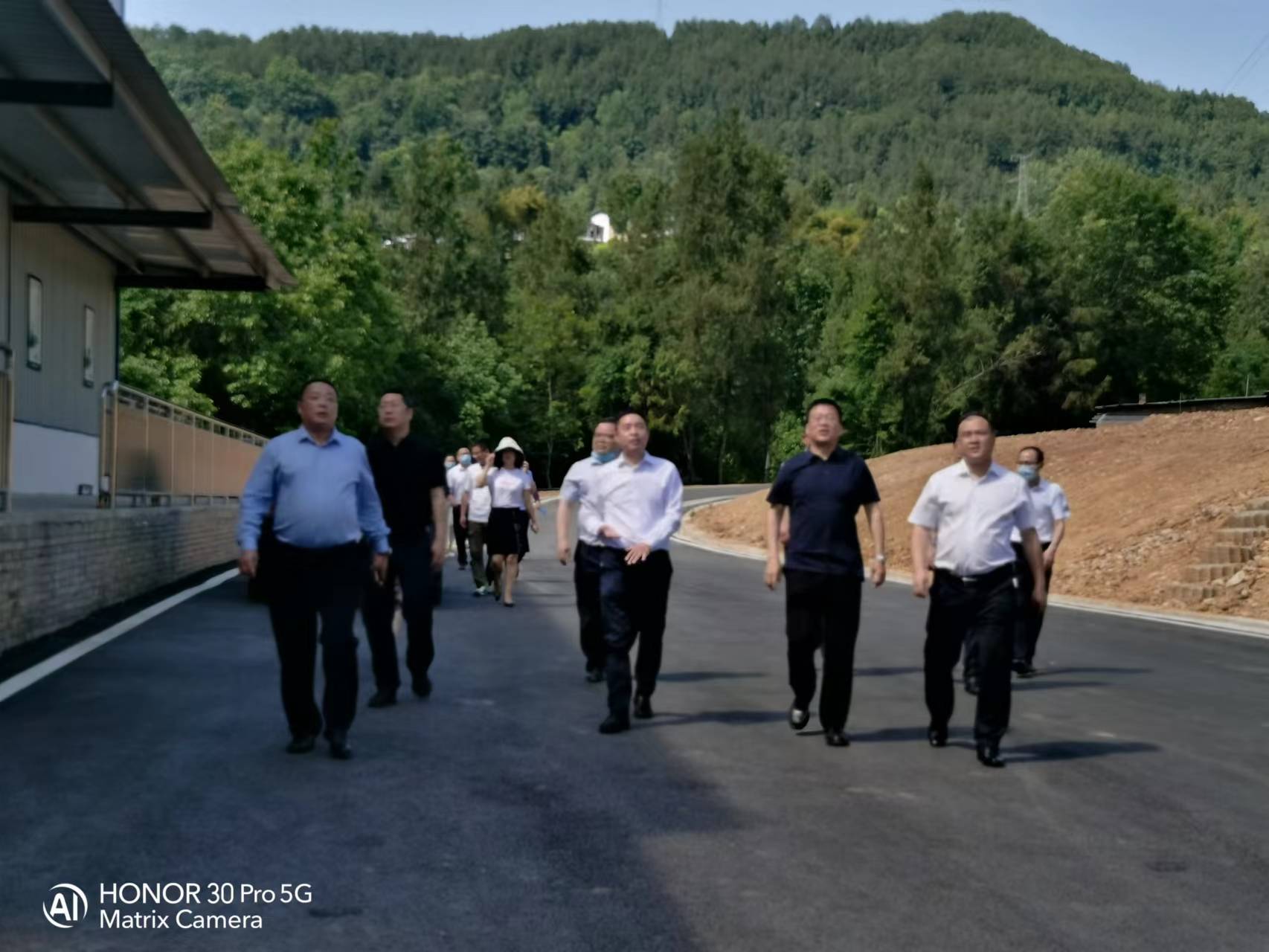 浙江省金華火腿有限公司、華統(tǒng)肉制品股份有限公司來我司實(shí)地參觀考察